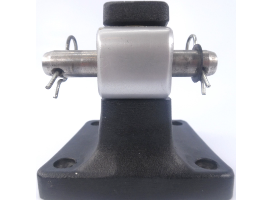 Raymarine R18144 supporto di fissaggio per attuatori lineari Painestore